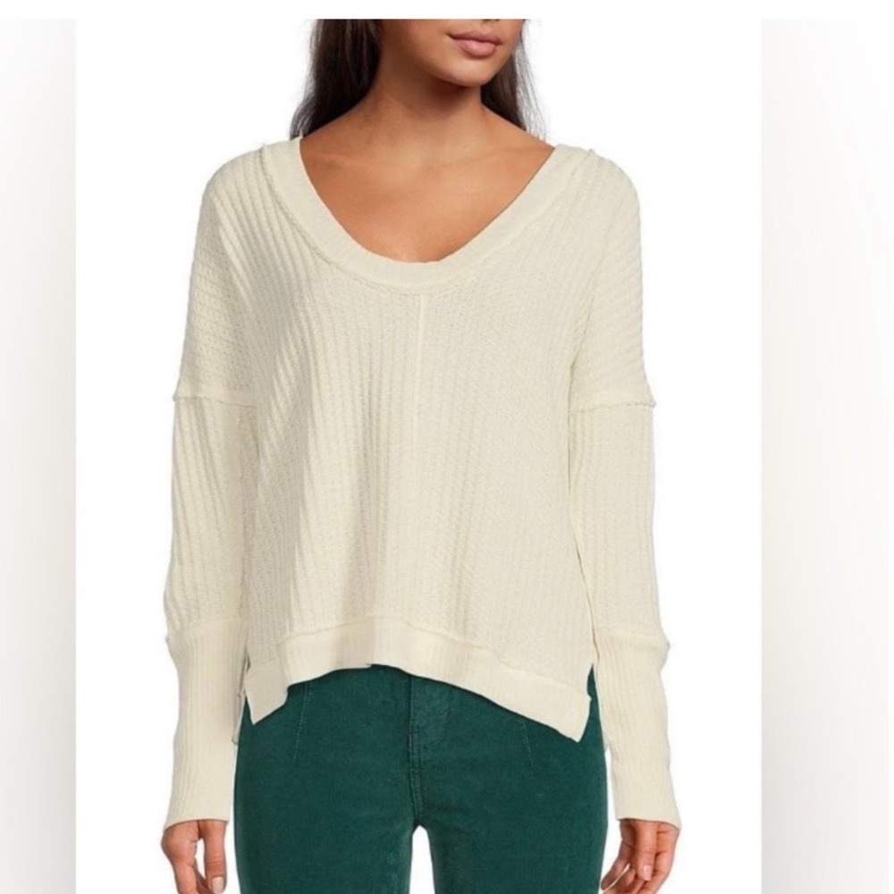 Free People We The Free‎ Cream Waffle Knit New Magic Thermal V-Neck Top Medium